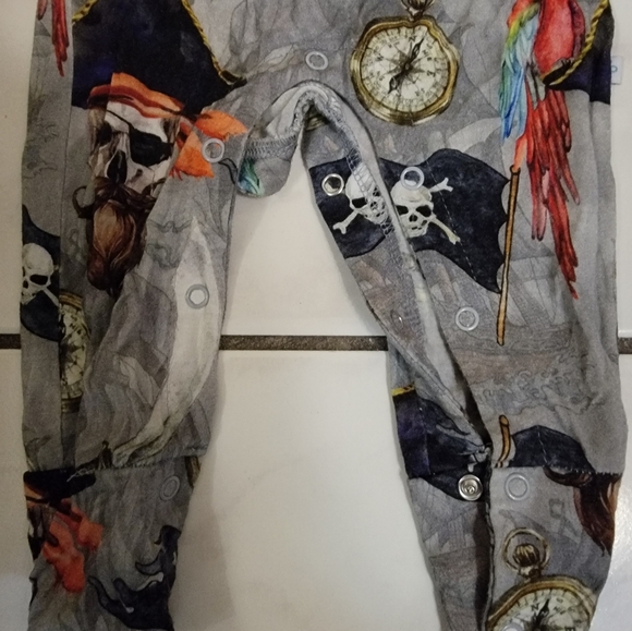 Posh Peanut Pirate Halloween Edward one piece size 18/24 months